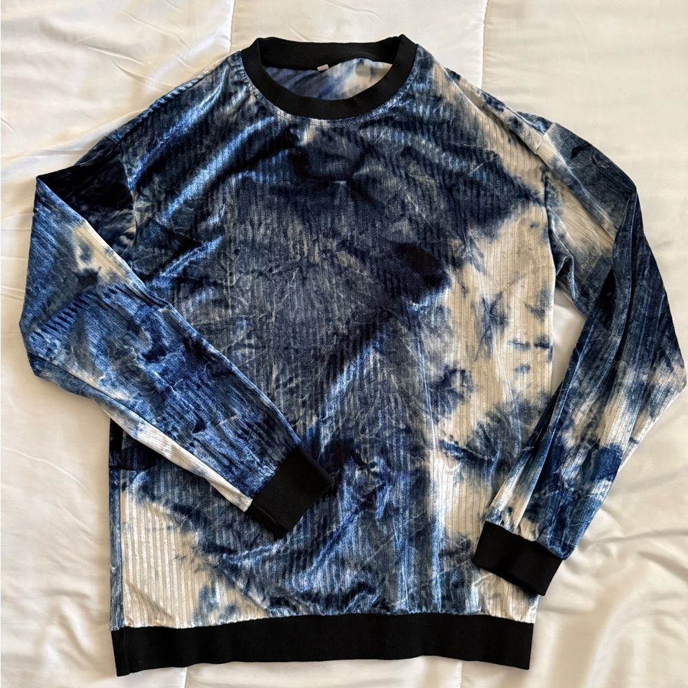 SHEIN Men's Navy and White Tie-Dye Crewneck Top